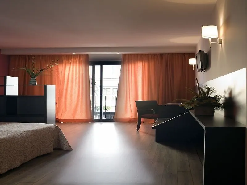 Hotel Loar Ferreries 3*,  Spanien